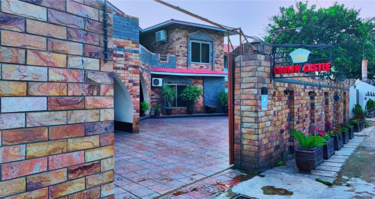 Crown Castle Peshawar 호텔 외부 사진