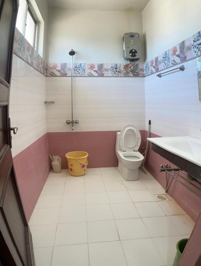 Crown Castle Peshawar 호텔 외부 사진